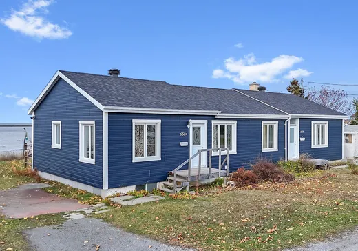 Duplex à vendre - 658 Rue du Fleuve, Rimouski, G5M 1L3