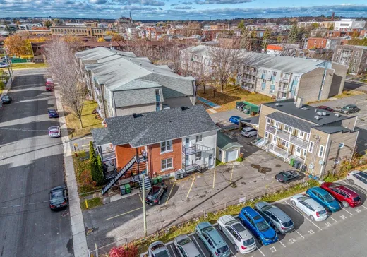 4-Plex à vendre - 516-518 Rue des Corsetières, Drummondville, J2B 1K3