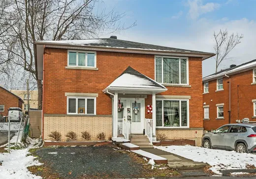 Triplex à vendre - 531-533 Rue Cartier, Sherbrooke, J1G 1G2