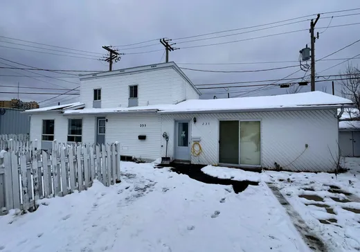 Duplex à vendre - 235-237 2e Avenue O., Amos, J9T1S4