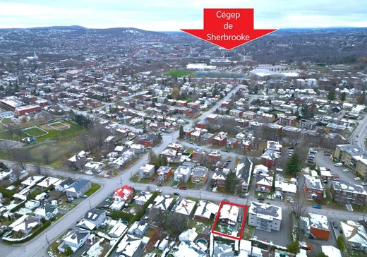 Duplex à vendre - 458-460 10e Avenue N., Sherbrooke, J1E 2T7