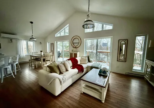 Duplex à vendre - 1750 Rue Marie-Louise-Vallée (1750-1752), Mont-Tremblant, J8E 1S3