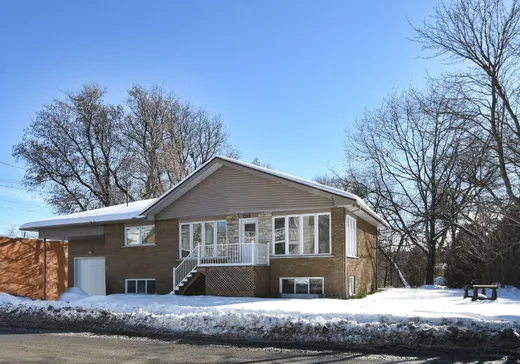 Duplex for Sale - 6245-6247 Rue Principale, Saint-Calixte, J0K 1Z0