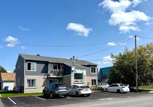 4-Plex à vendre - 410 Rue Marquis, Saint-Célestin, J0C1G0