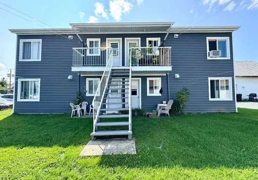 4-Plex à vendre - 410 Rue Marquis, Saint-Célestin, J0C 1G0