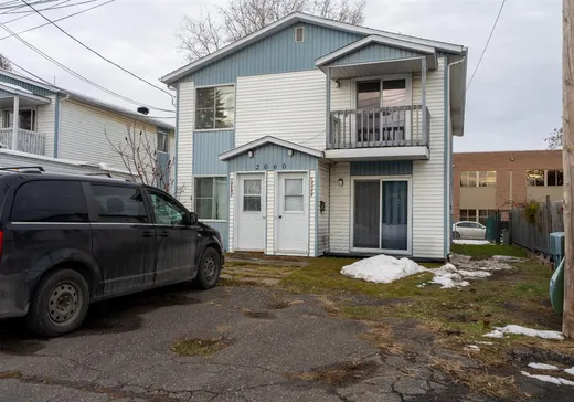 Duplex à vendre - 2060A-2060B Rue Émilia, Granby, J2B 7Z3