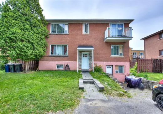 Triplex à vendre - 3016A-3018 8e Rue, Laval (Chomedey), H7V1N6