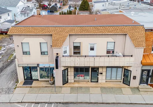 5-Plex for Sale - 108Z-114Z Rue Grande-Île, Salaberry-de-Valleyfield, J6S 3M6