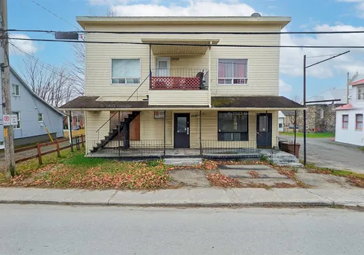 Triplex for sale - 1232-1236 Rue St-Joseph, Saint-Ours, J0G1P0