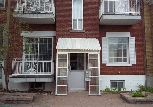 Triplex à vendre - 7724 Rue Chabot, Montréal (Villeray), H2E2L5