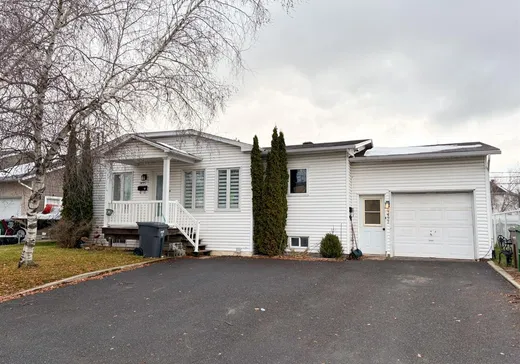Duplex à vendre - 1495-1497 Rue Gaétan, Drummondville, J2C6Y6
