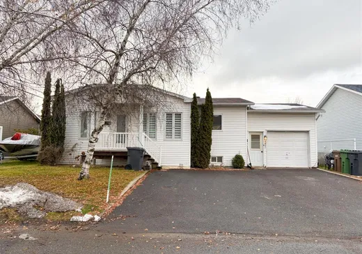 Duplex à vendre - 1495-1497 Rue Gaétan, Drummondville, J2C 6Y6