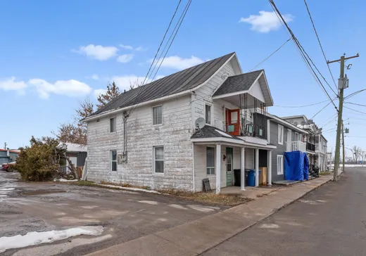Duplex à vendre - 290-292 Rue De Frontenac, Berthierville, J0K 1A0