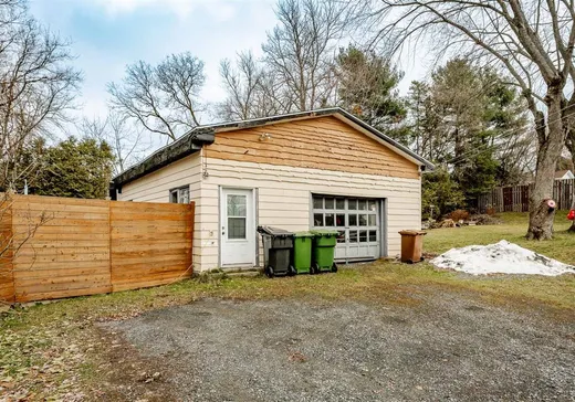 Triplex for Sale - 52-56 3e Avenue, Windsor, J1S 1X9