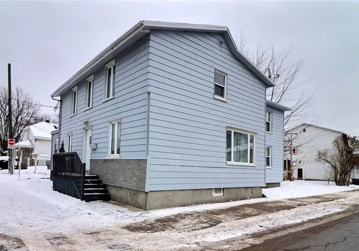 Duplex à vendre - 2210 Rue Dollard, Lévis, G6W 2H7