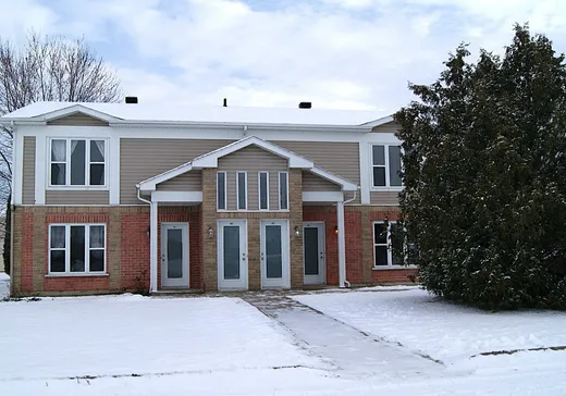 4-Plex for Sale - 361-367 Rue Lemire, St-Germain-De-Grantham, J0C 1K0