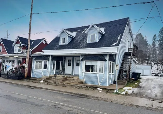 Triplex à vendre - 53-53B Rue du Pont, Mont-Tremblant, J0T1H0