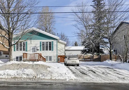 Duplex à vendre - 2623-2625 Route de l'Aéroport, Ville de Québec, G3K 1A8