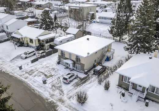 4-Plex à vendre - 567-573 Rue Hypolite-Bernier, Lévis, G6V 3C4