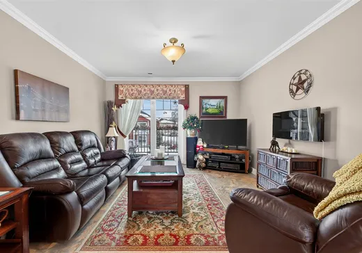 4-Plex à vendre - 224 Rue St-Cyr, Victoriaville, G6T 2G4