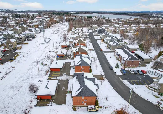 4-Plex à vendre - 230 Rue St-Cyr, Victoriaville, G6T 2G4