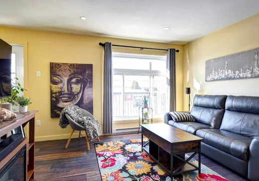 Triplex for Sale - 321-325 17e Avenue, Saint-Jérôme, J7Z 4H1