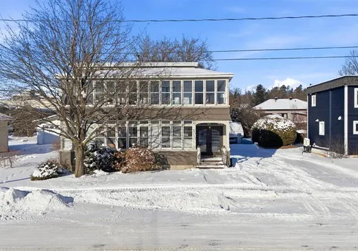 Triplex à vendre - 761-763 Rue Maisonneuve, Magog, J1X 2N8