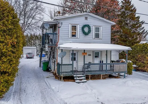 Duplex à vendre - 119-121 Rue D'Arcy, Magog, J1X 1R5