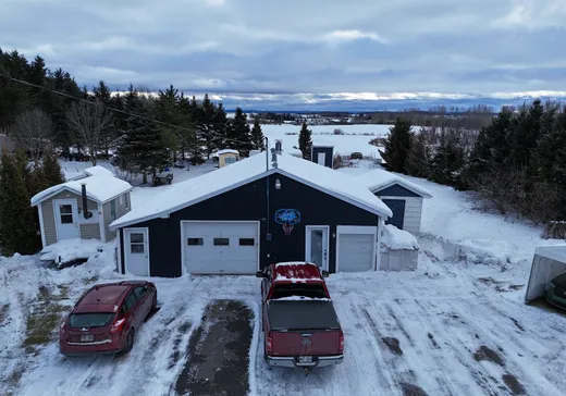 Duplex for Sale - 505-505B 6e Rang O., Alma, G0W 2L0