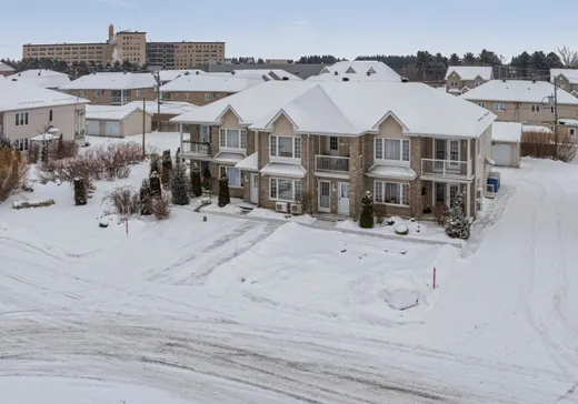 5-Plex à vendre - 121-131 Rue des Parulines, Saint-Charles-Borromée, J6E 0B1