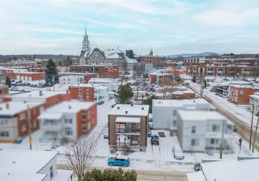 Duplex for Sale - 41-43 Rue Brébeuf, Granby, J2G 6X3