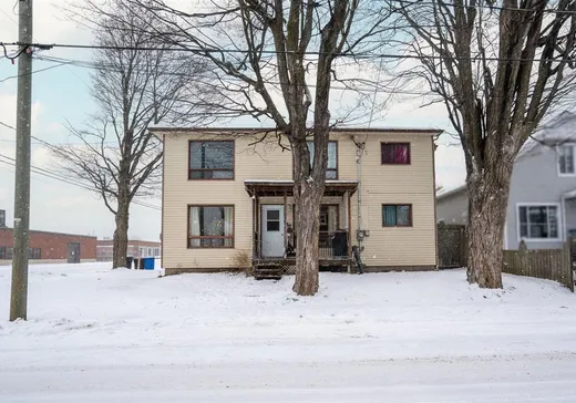 Duplex for Sale - 153 Rue Laurier, Granby, J2G 5K5