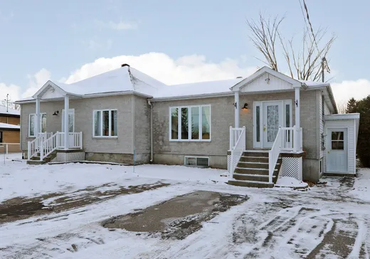 Duplex à vendre - 8-10 8e Avenue, Beauharnois, J6N0E3