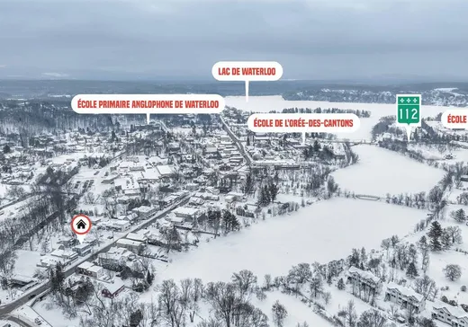 Triplex à vendre - 6030-6034 Rue Foster, Waterloo, J0E 2N0