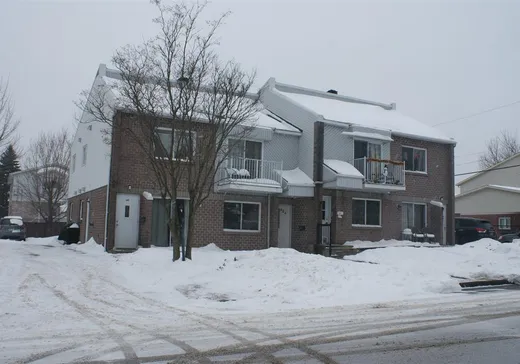 Duplex à vendre - 424-426 Rue Paul-Comtois, Granby, J2J1V5
