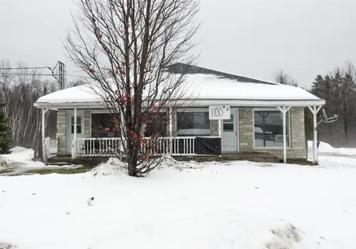 4-Plex à vendre - 1100 Route Ducharme, Ste-Thecle, G0X 3G0