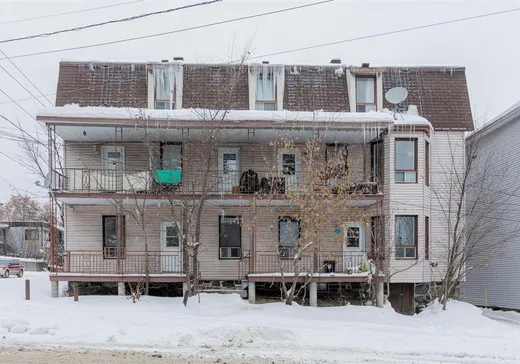 5-Plex for Sale - 70-78 5e Avenue, Grand-Mere, G9T 4Z2