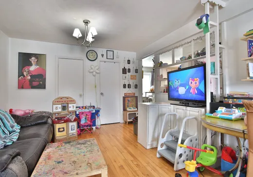 4-Plex à vendre - 44-56 Av. St-François, Saint-Pie, J0H 1W0