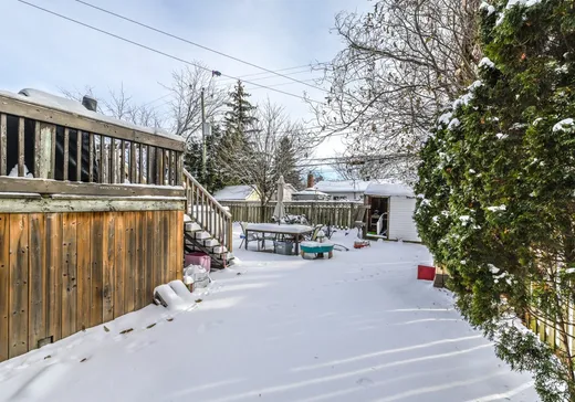 Triplex for Sale - 1203-1207 Rue Latour, St-Hubert, J3Y 4V3