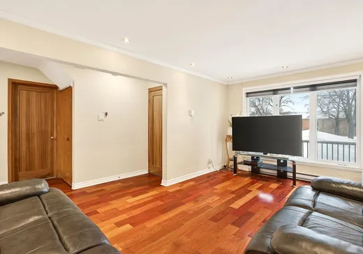 Duplex à vendre - 5590 - 5592 Boul. des Grandes-Prairies, Montréal (Saint-Léonard), H1R 1B5