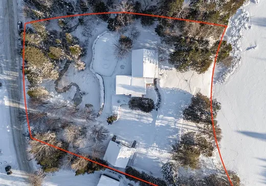 Duplex for Sale - 1727Z-1729Z Ch. de la Gare, Val Morin, J0T 2R0