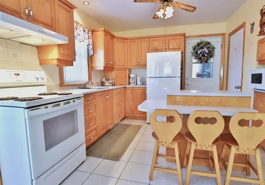 Triplex à vendre - 991 Rue de Cambrai, Sherbrooke, J1H 2R8