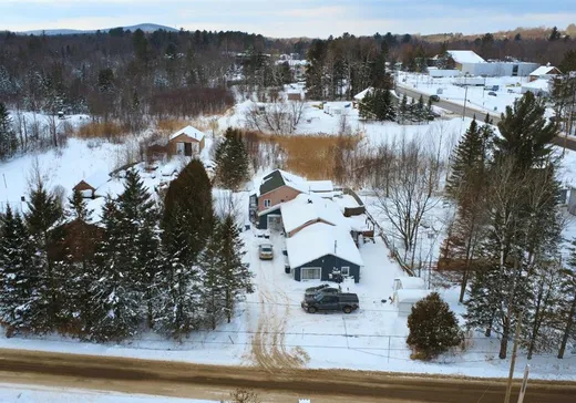 4-Plex à vendre - 8 Ch. Moffat, Knowlton, J0E1V0