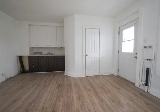 Triplex à vendre - 948-952 Rue Ste-Ursule, Trois-Rivières, G9A 1P1