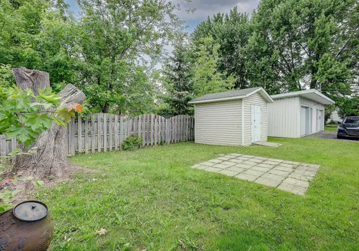 Triplex for Sale - 170 Rue Principale, St-Damase, J0H 1J0