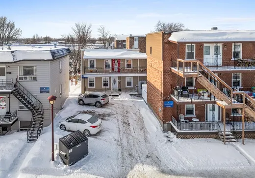 Triplex for Sale - 285-287A Av. Proulx, Vanier, G1M 1W8