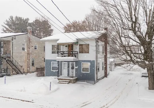 Triplex à vendre - 1789-1793 Av. St-Louis, Plessisville, G6L2N2