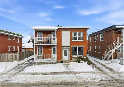 Duplex à vendre - 76-78 Rue Notre-Dame, Drummondville, J2C2K6