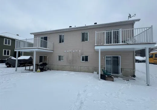 4-Plex for Sale - 54 Rue St-Louis, Warwick, J0A 1M0