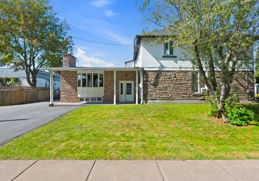 Duplex à vendre - 301 Rue Decelles, Sorel-Tracy, J3R 3G5